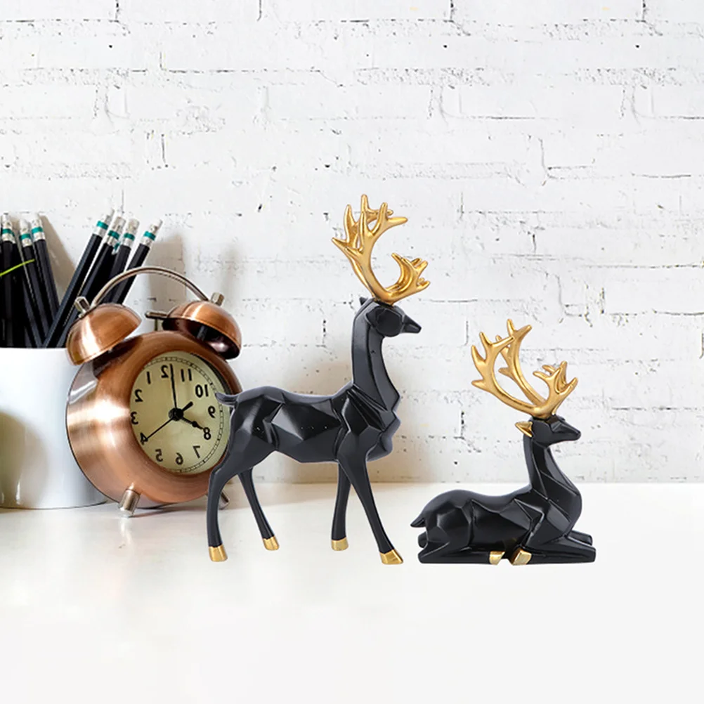 

2Pcs Resin Deer Decorations Unique Charming Eyecatching Home Office Living Room Study Artistic Atmosphere Creative Design