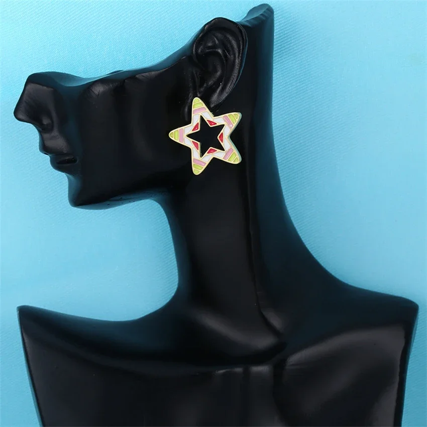 

Fshion Rainbow Ear Stud for Women Heart Hollow Out Star Ear Piercing Cartilage Hoop Cute Style Earring Colorful Classic Jewelry