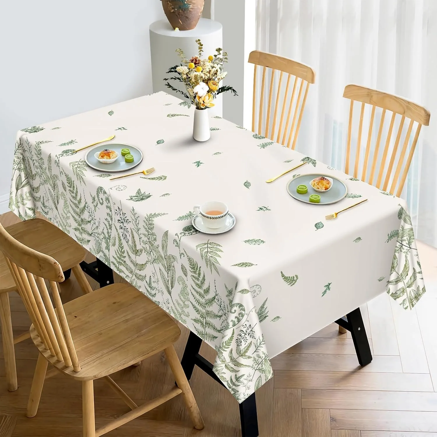Fern-pattern tablecloth. Green lawn rectangular tablecloth is suitable for parties.