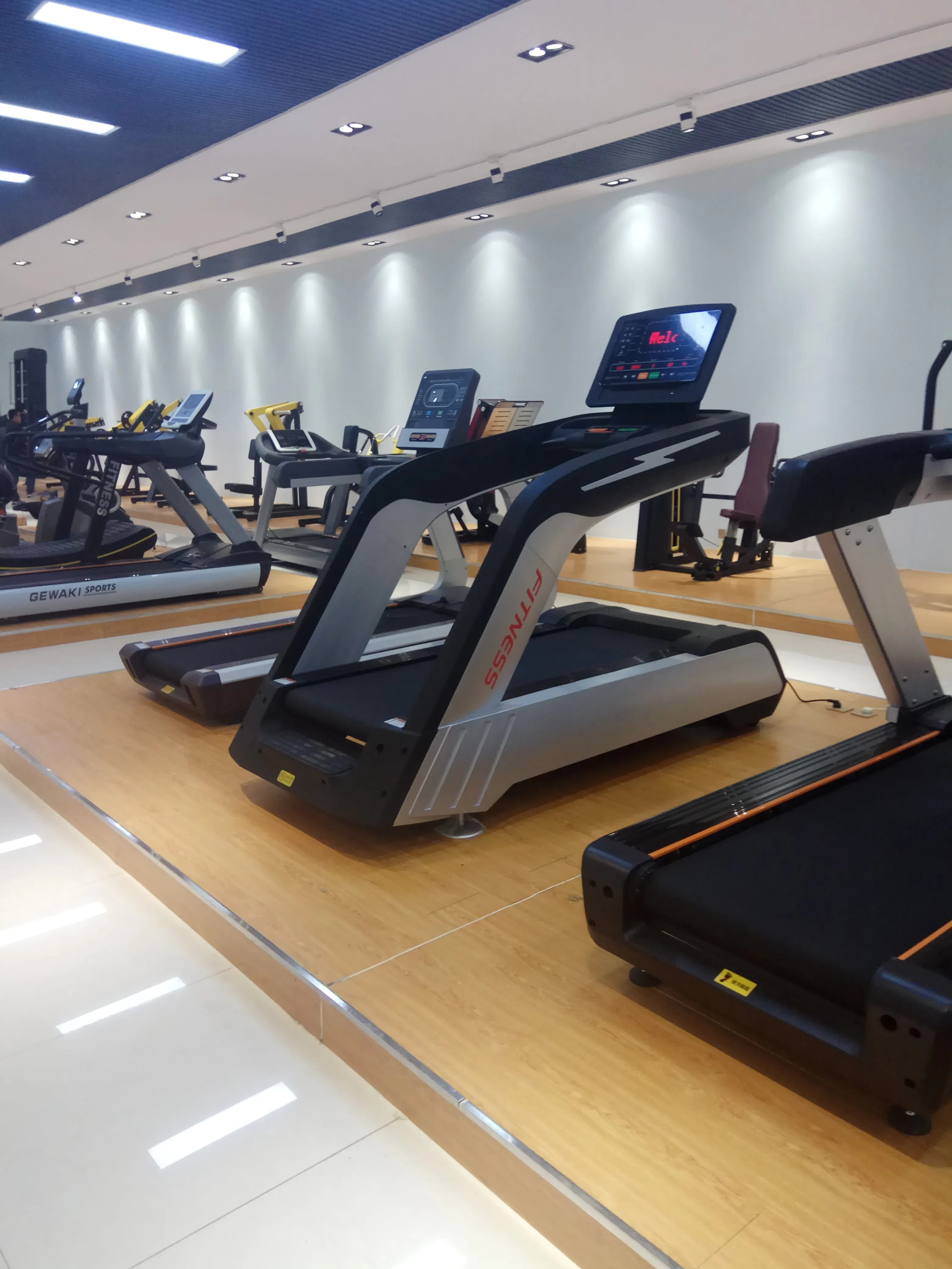 Strong Commercial Good Treadmill Electric Running Machine 7 h P LZX Fitness Factory Supply