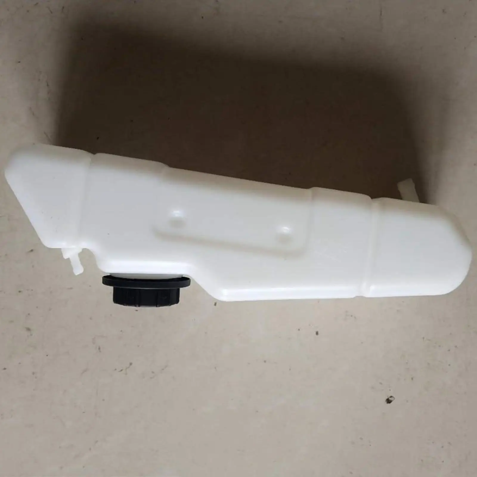 

Water Coolant Tank Radiator 6732375 6733429 Direct Replaces Expansion Tank for Skid Steer Loader S160 S220 S250 T200