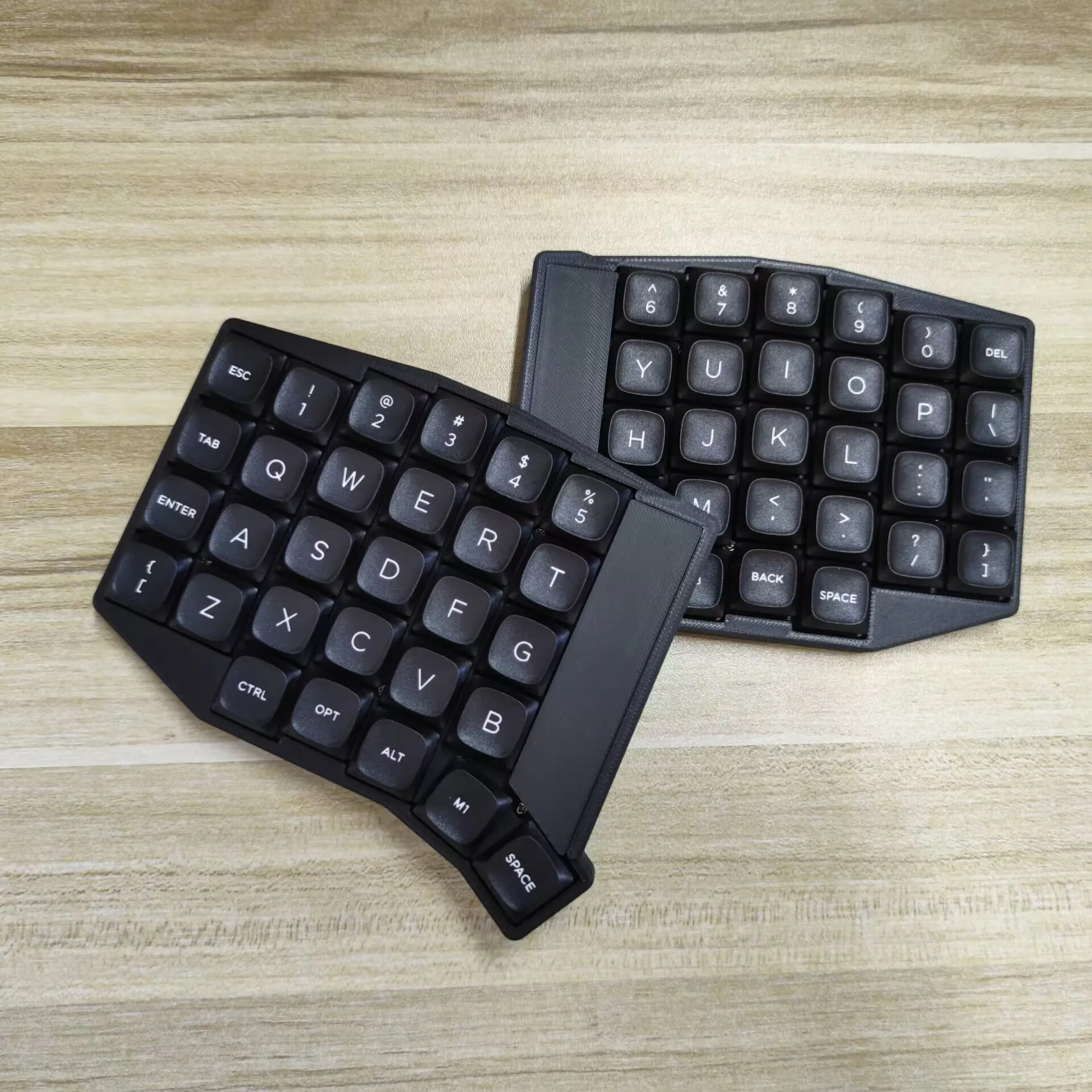 Sofle Wireless Split Keyboard Customized Dual Mode Kailh choc V1 V2 Low Profile Hot Swap ZMK E-sports Gaming Office Keyboard