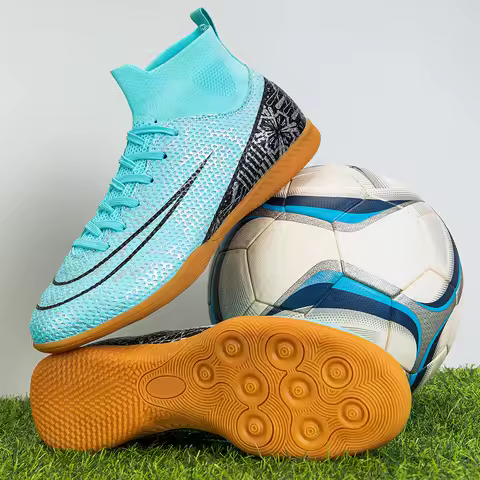 New Men's Soccer Boots Lightweight Football Shoes Breathable Professional Sneakers Sports Ground Cleats Non Slip Fast Athletic