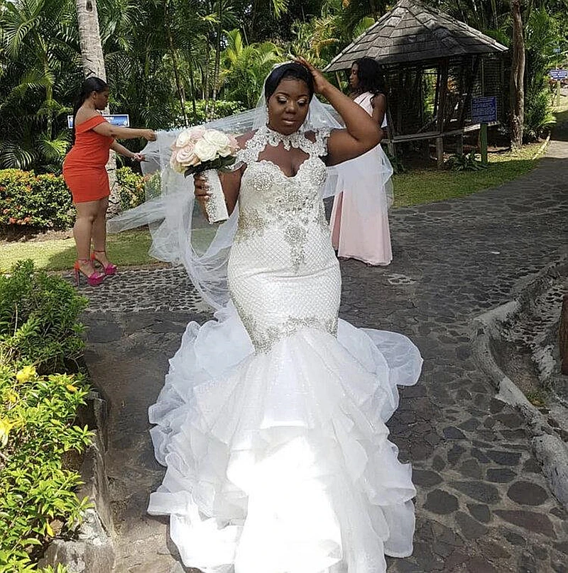 Gorgeous Mermaid Wedding Dresses Long Train Beaded Lace Appliques Luxury Bridal Gowns African Aso Ebi Robe De Mariee