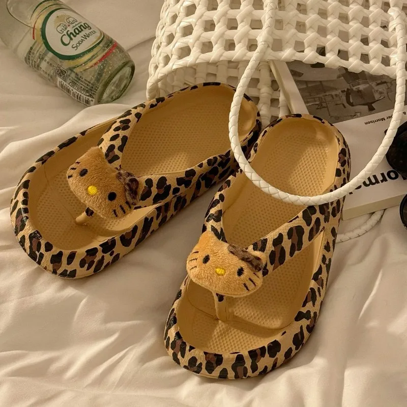 Sanrio Hello Kitty Flip-flops Hot Girl Leopard Print Sweet Girl Summer New Outer Wear Thick-soled Non-slip Sandals Beach Shoes