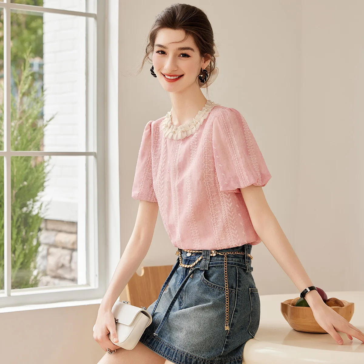 Contrast Color Lace Collar Shirt 2025 Summer Women Elegant Simple Round Neck Short Sleeve Decorative Blouse 