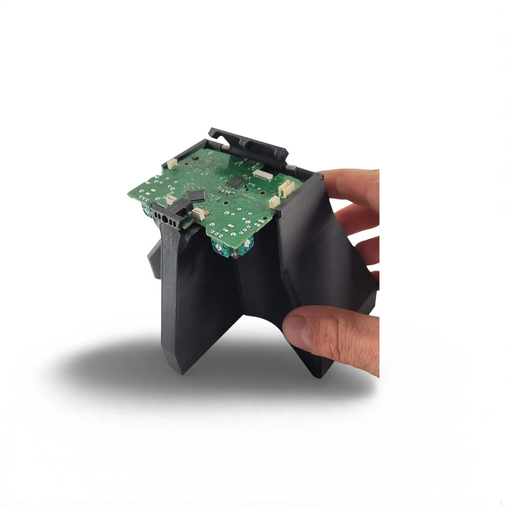 Zacisk uchwytu PCB PS5 ułatwiający rozlutowywanie analogów — zdjęcie produktu 3