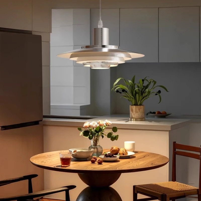 

Danish Designer Luxury UFO Design Pendant Lamp Restaurant Hotel Living Room Bedroom High-end Chandelier Indoor Decor Lighting