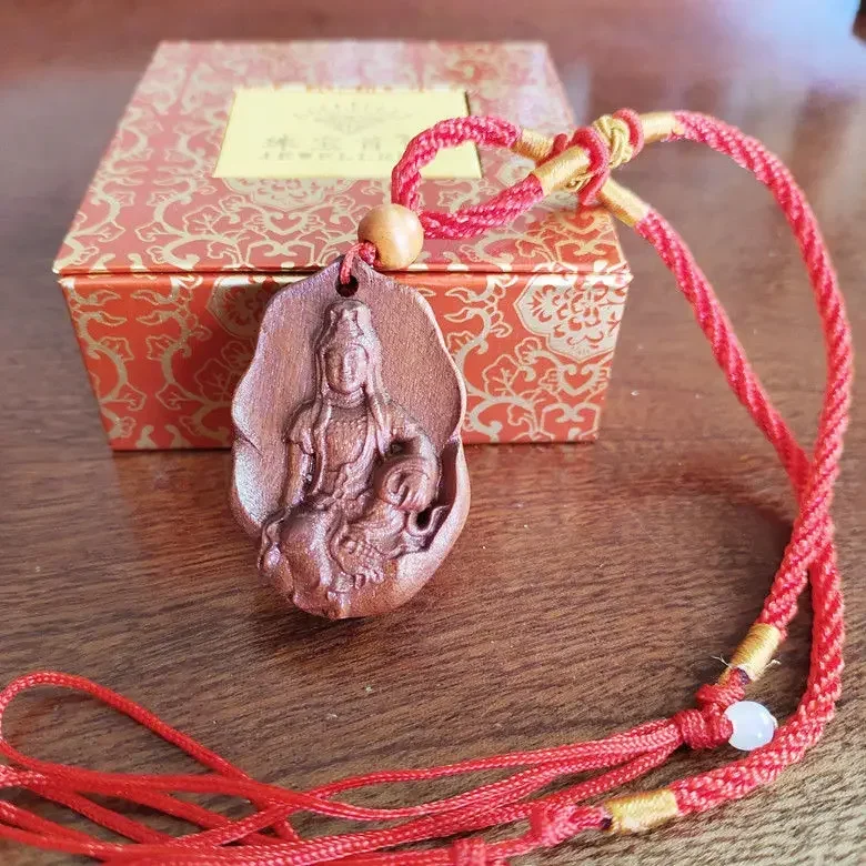 Mahogany Log Wood Carving Pendant Walnut Laughing Buddha Goddess Matsu Of The Sea Mazu Safe Guanyin Car Keychain Charm Necklace