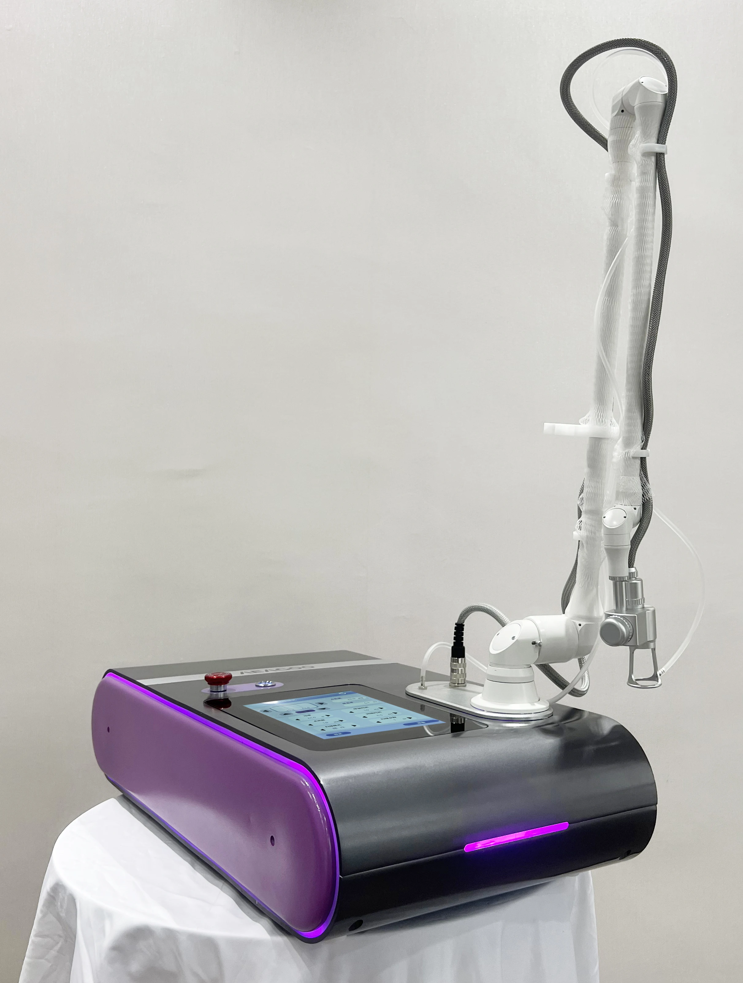 co2 Professional equipment. Facial and body.