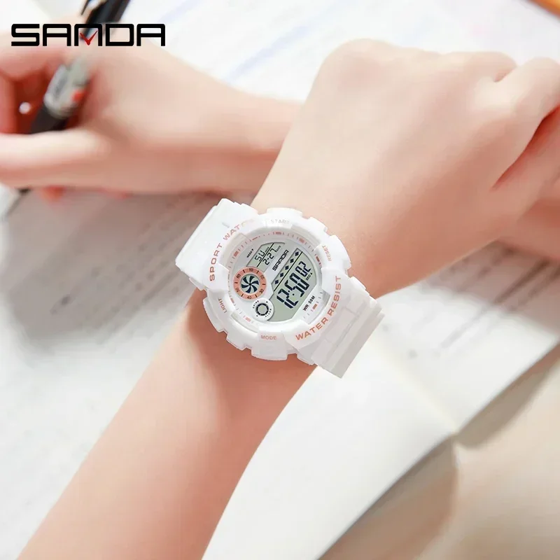 SANDA femmes montre sport étudiant montres pour dames décontracté multifonctionnel mode LED montre-bracelet numérique 2 temps horloge étanche