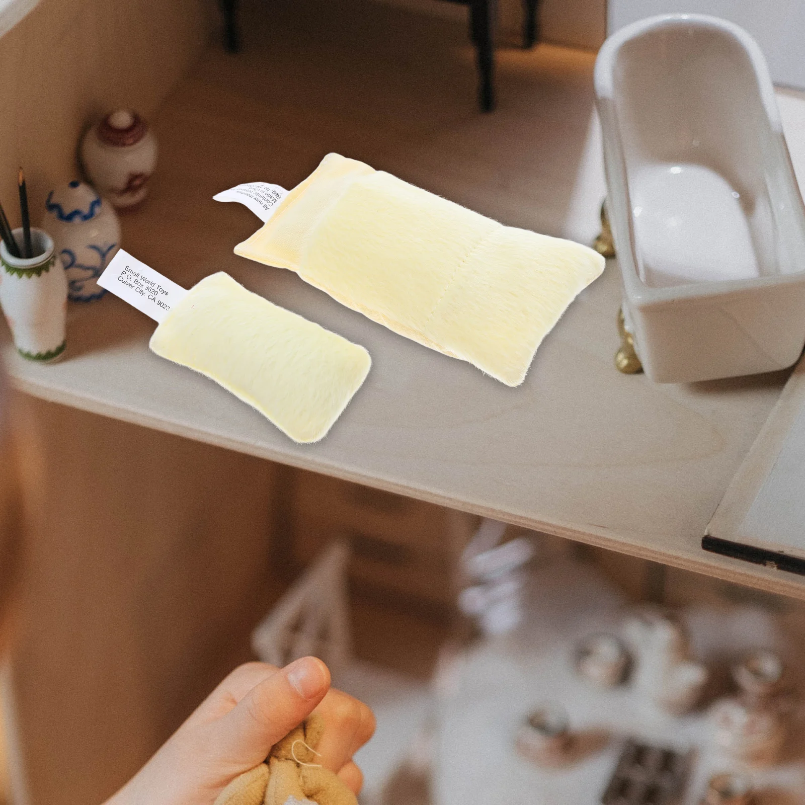 

3 Sets Mini Sleeping Bag and Pillow for Small Pillows Tiny with Bedding Kit Quilt Dollhouse Miniature Simulated