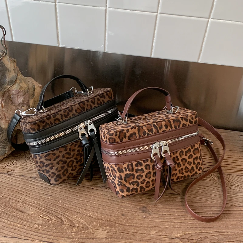 

Fashion Box Women Handbags Designer Leopard Shoulder Crossbody Bags Casual Versatile Small Phone Purses 2026 bolso mujer