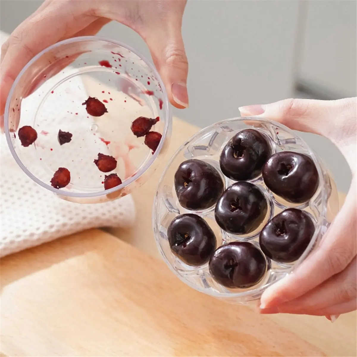 Cherry Pitter Olive SeedSqueeze Tool StonerRemover Corer Pitter Stone SeedRemover Cherry Olive Pits Tools Fruit Corer