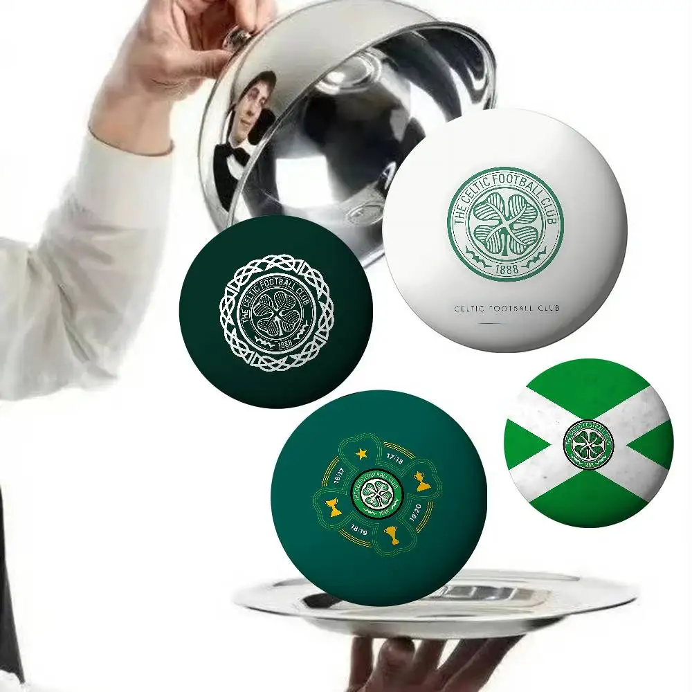 C-CelticS كول F-FC شارات بروش مستدير لطيف الكرتون المعبود تأثيري شارات DIY بها بنفسك على ظهره الملابس دبابيس المجوهرات