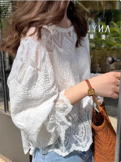 Elegant White Lace Hollow out Shirt Women's Summer Fashionable Design High End Blouse French Style Loose Fit round Neck Bell ...
