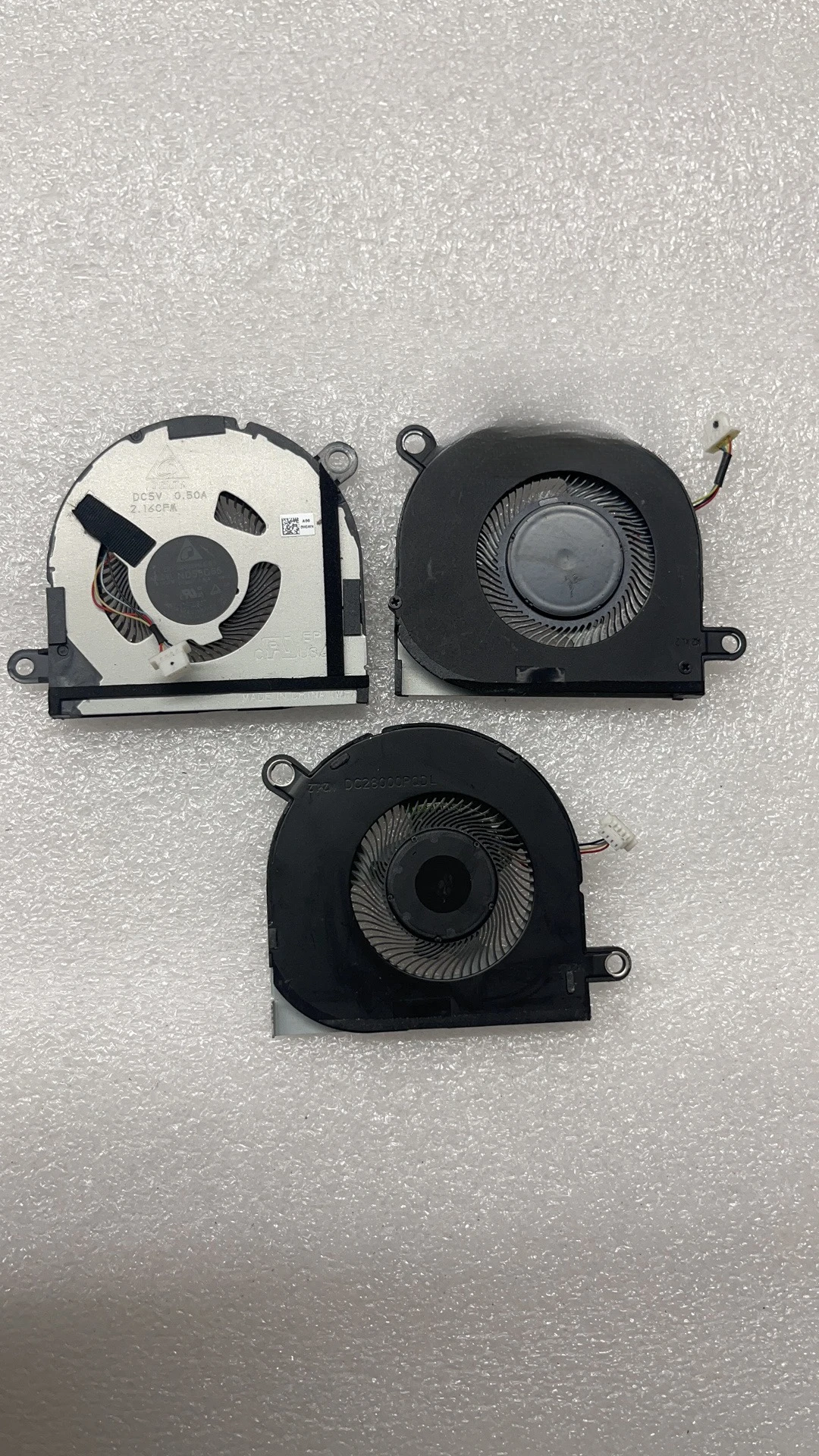 

EG50040S1-1C260-S9A DC28000PQS0 WG4KN подходит для вентиляторов Dell