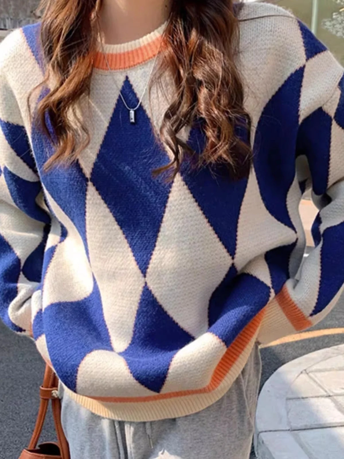 เสื้อสเวตเตอร์ทรงหลวมสไตล์วินเทจเกาหลีสำหรับผู้หญิง ลายเพชรหลากสี ดีไซน์สวมหัว สไตล์ลำลองแฟชั่น