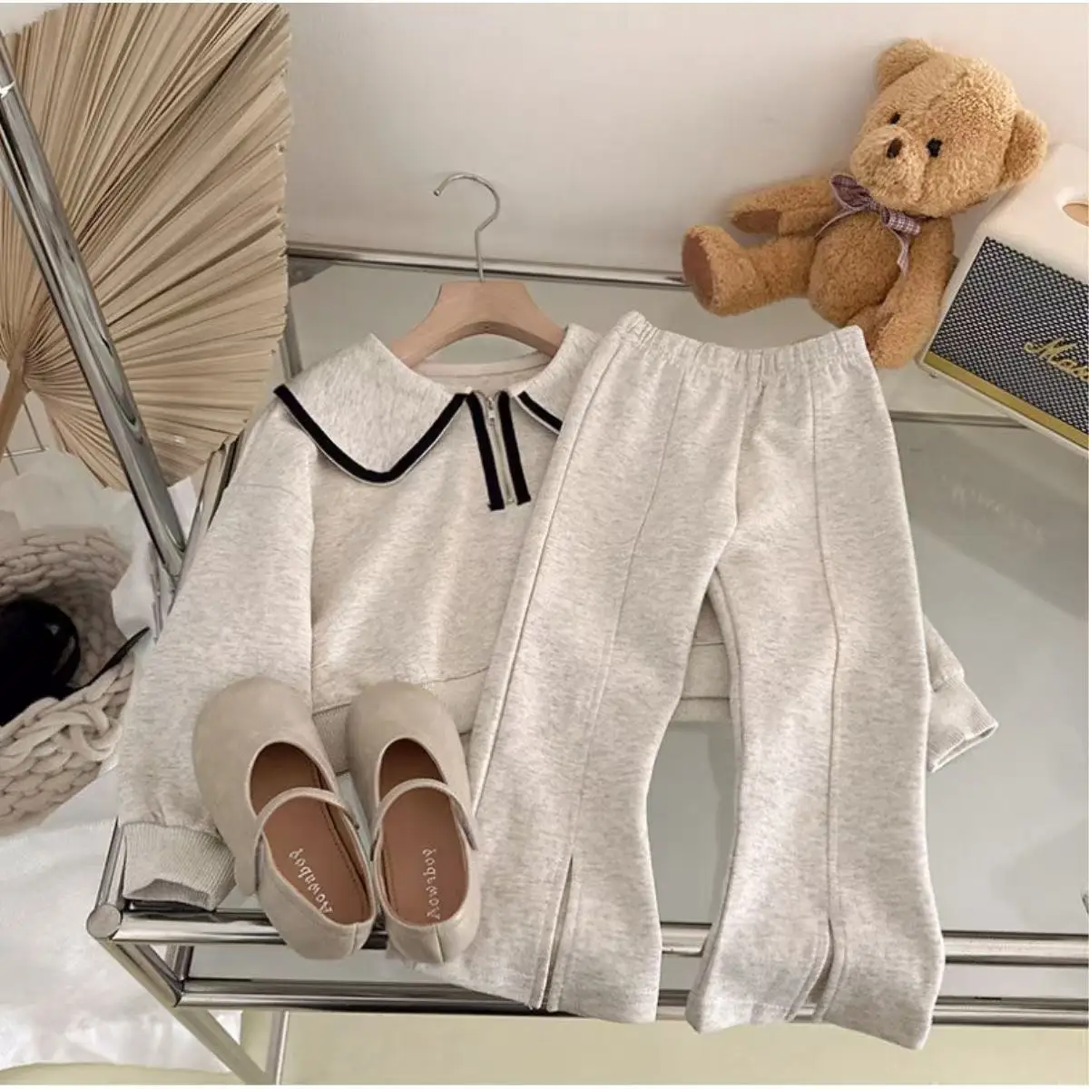 

2025 Baby Girls' Sweater Set Spring and Autumn Children's Korean Doll Neck Top+Split Flare Pants 2-PCS Kids Casual Clothing Set