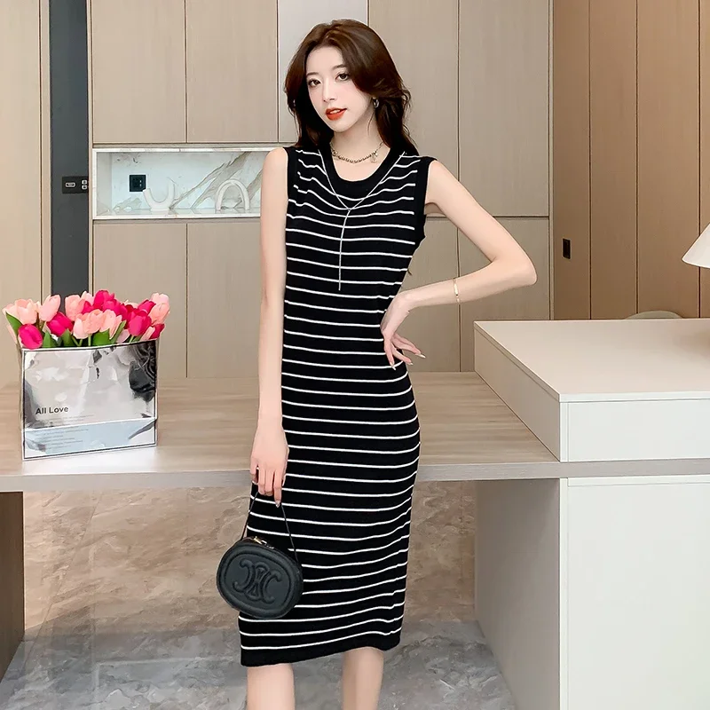 

YUQI Elegant Dresses for Women Summer Sleeveless Midi Dress Slim Sexy Striped Knitted OL Evening Party Dress with Chain 2023