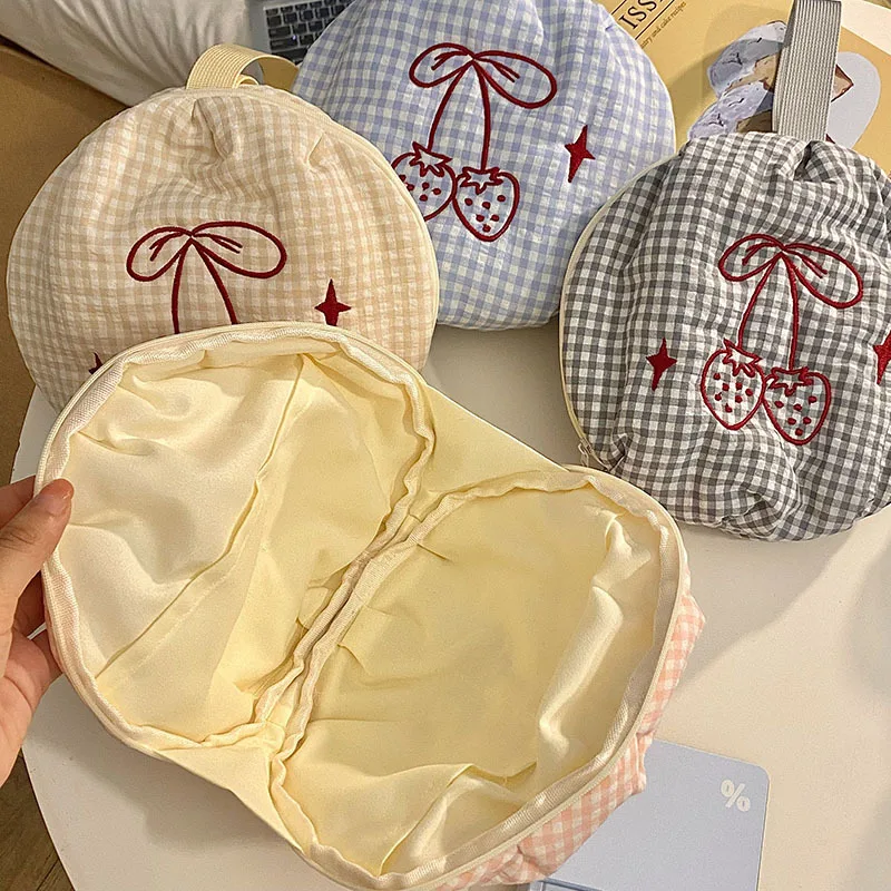 Cute Plaid Strawberry Embroidery Underwear Storage Bag Large Divided Interior Portable Lingerie Organizer For Travel Daily Use