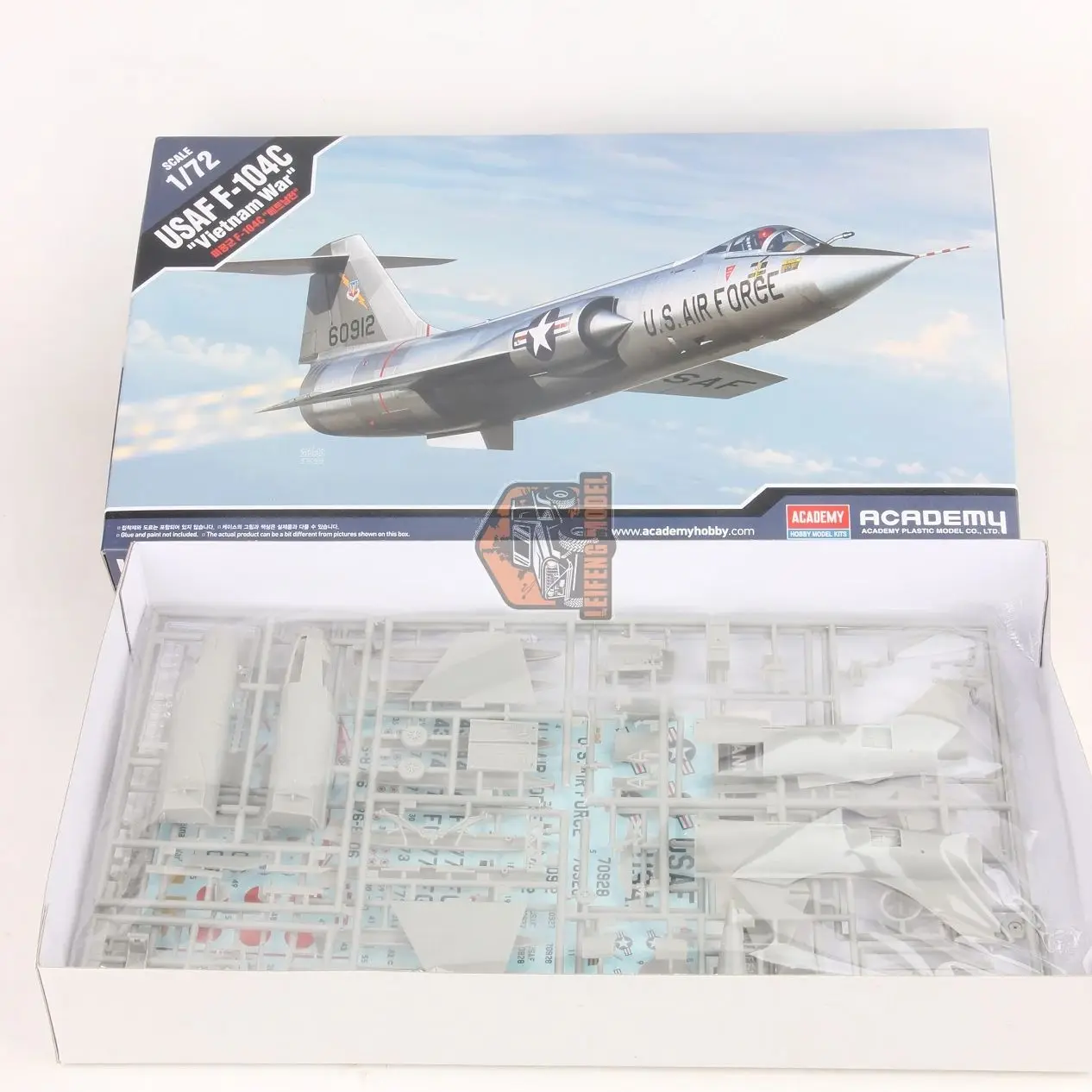 Academy 12576 1/72 scale F-104C Starfighter Model Kit