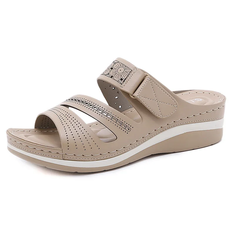 Summer leather soft-soled beach women's slippers lightweight and comfortable mid-heel wedges non-slip open-toe women's sandals