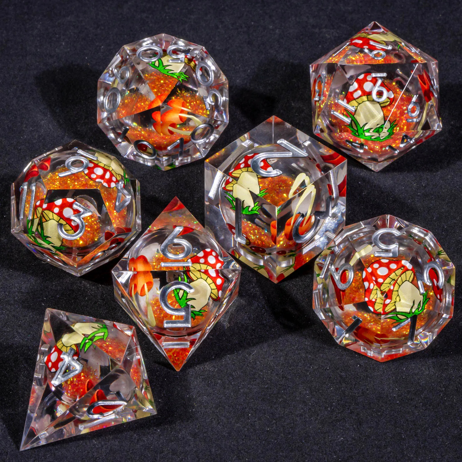 مجموعة نرد الفطر السائل الأساسية للعب الأدوار مجموعة نرد D وD للزنزانات والتنينات الراتنج حافة حادة D & D النرد #6