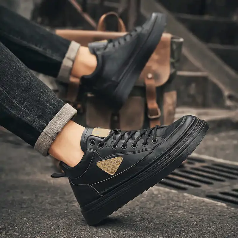 أحذية رياضية بنية لزيادة الارتفاع أحذية كاواي منسوجة ذات علامة تجارية فاخرة أحذية رجالية سوداء أحذية رياضية غير تقليدية عروض رائعة Tenid