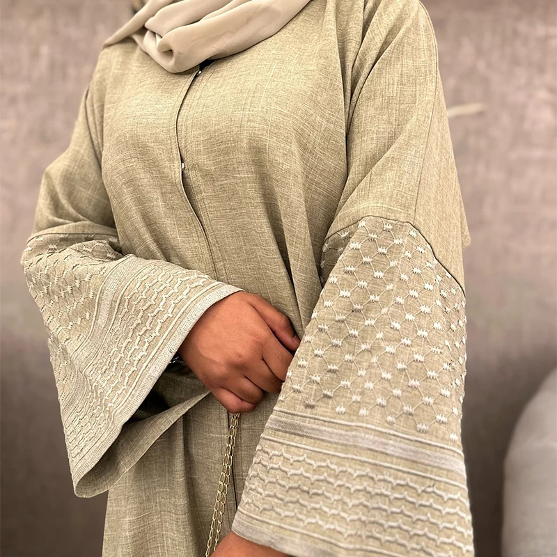 

Elegant Ladies Casual Commute Overcoat Muslim New O-neck Long Sleeve Loose Robe Temperament High Waist Pleated Spliced Cardigans