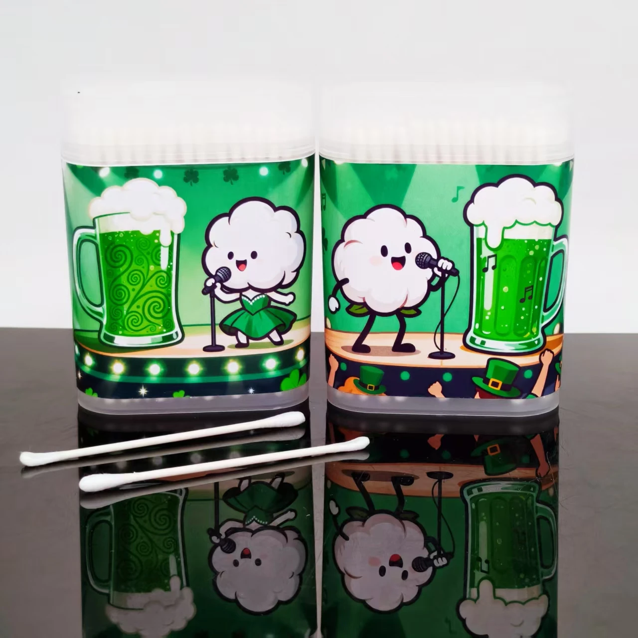 400 Stück/600 Stück Saint Patrick's Day Serie Muster Wattebausch feiner Schaft Peeling Box Urlaub Wattestäbchen