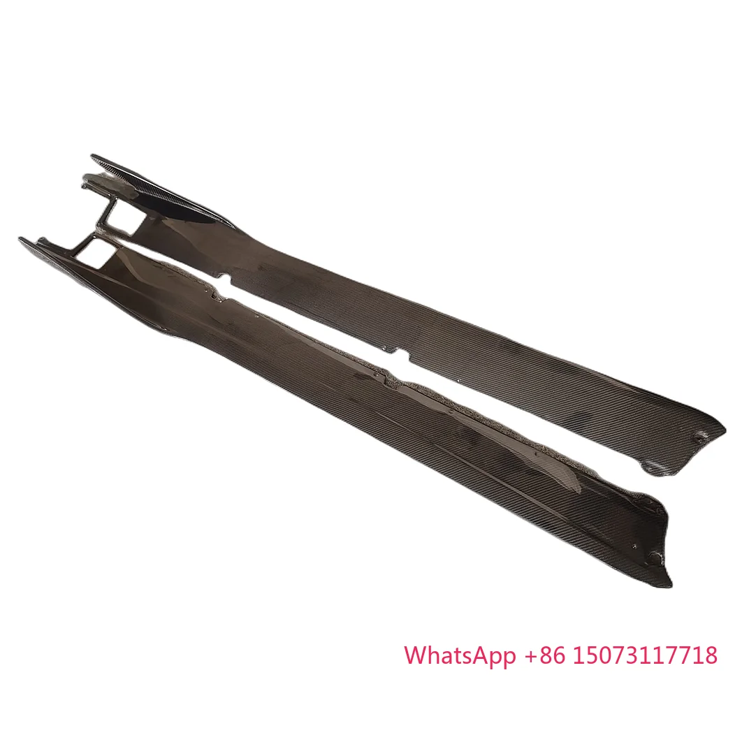 

RZ Style Dry Carbon Fiber Side Skirt (Twill Weave) for Aventador Lp740 2011-2018