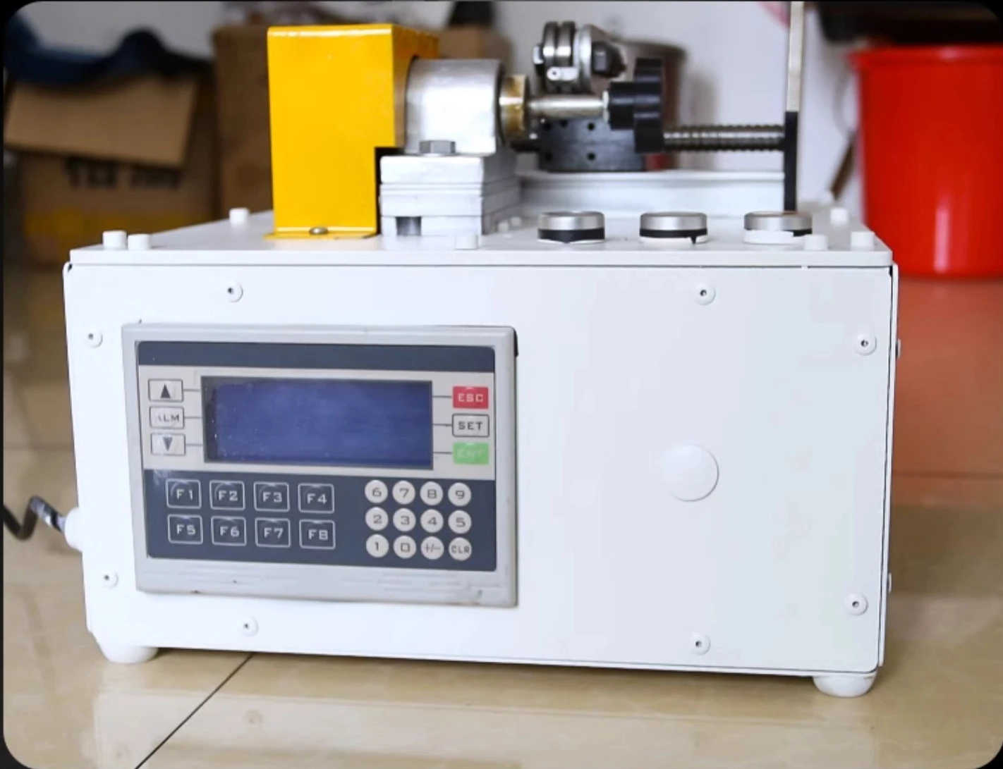 Máquina de enrolamento de fio automática profissional MF-4616 suporta fio de cobre de 0,5-0,9 mm máximo de 70 mm de diâmetro da bobina 100 mm de largura