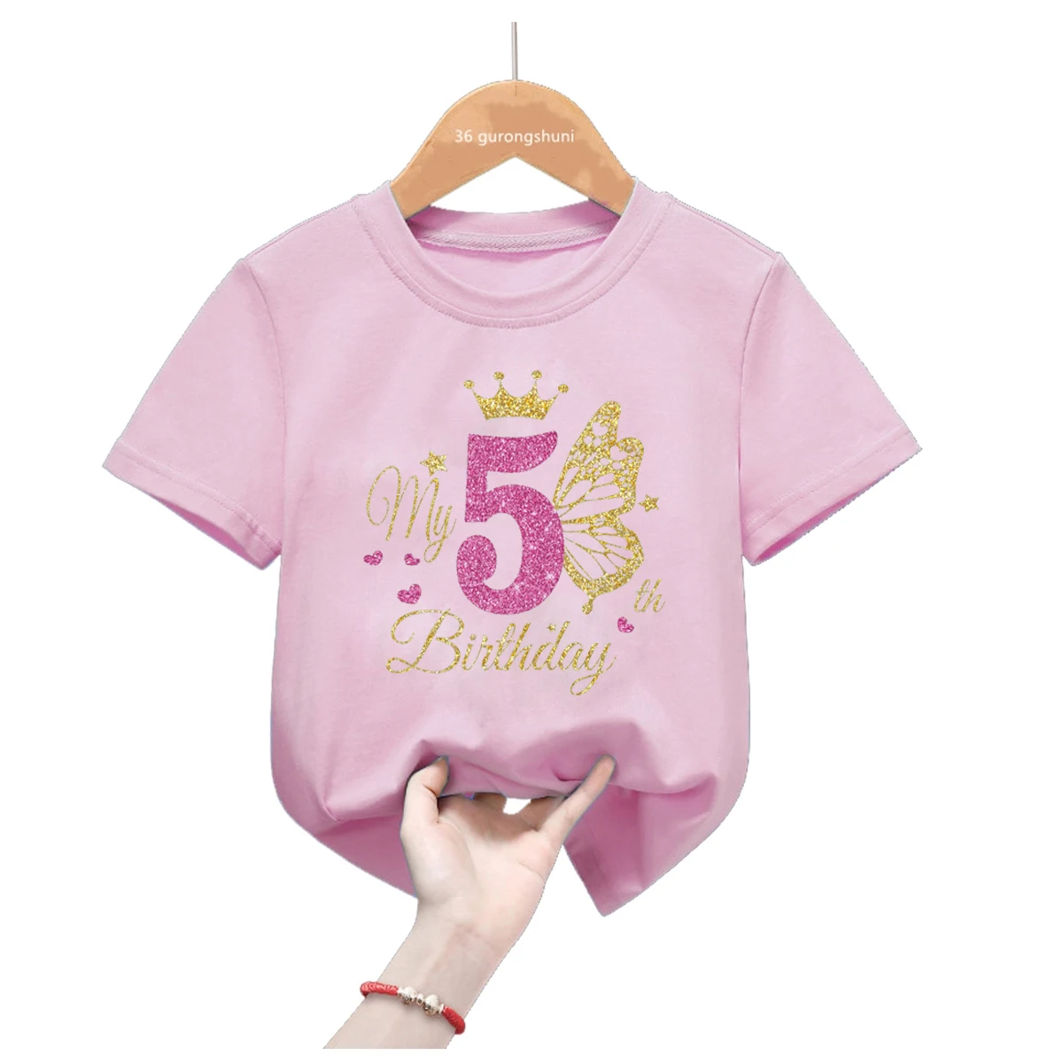 女の子のためのパーソナライズされた名前のTシャツ,半袖の金色の蝶のTシャツ,お誕生日おめでとう,1歳と11歳の子供のための王女の服