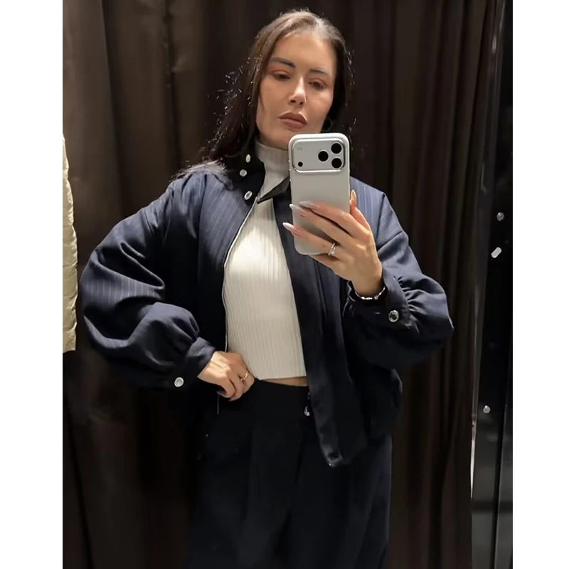 Giubbotti da donna Primavera 2026 New Fashion Retro Stripes Allentato Caldo Elegante Cappotti da donna Chic Street Youth Travel Joker Giubbotti