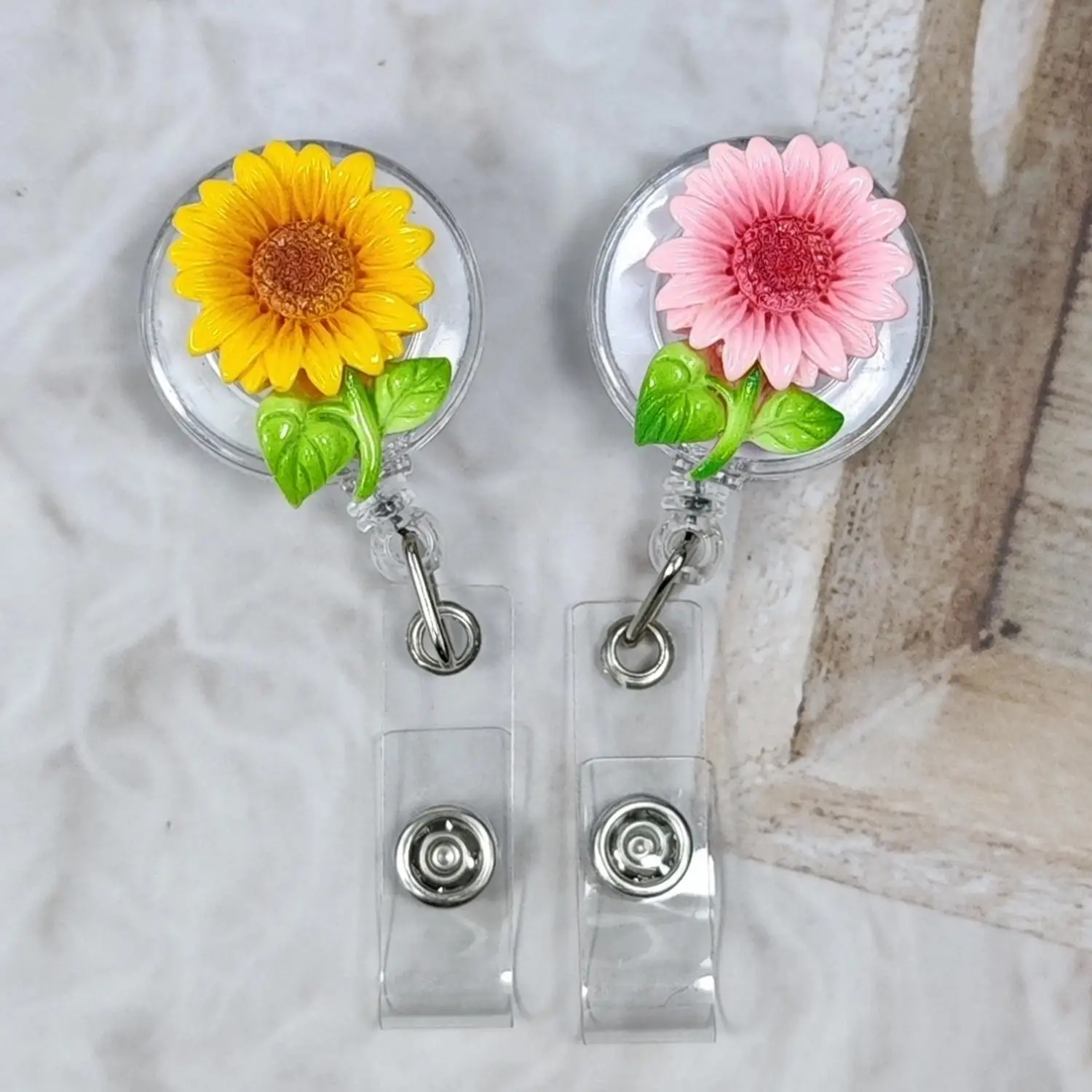 Cute Multi-Color Sunflower Retractable Badge Reel ID Clip for Clerks Doctors Students Cross-Border Popular Office School Supply