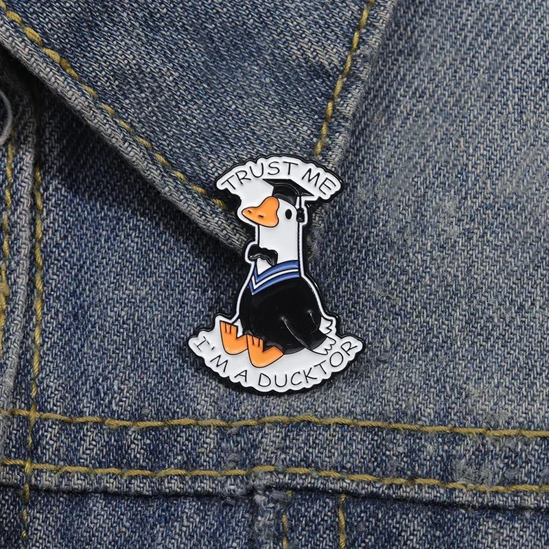 Funny Cartoon Duck Enamel Pins TRUST ME I'M A DUCKTOR Duckling Brooches Cute Animal Lapel Badge Backpack Jewelry Gift Wholesale