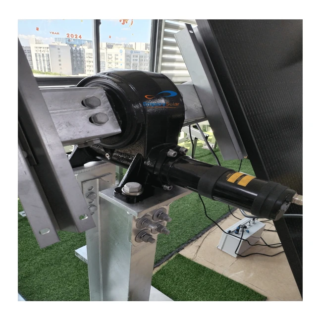 Single Axis Automatic Solar Tracking System Solar Panel Mounting Bracket Follow Sun