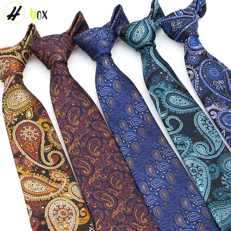 gravata-masculina-verde-estampada-estilo-britanico-retro-feita-a-mao-acessorio-formal-para-terno-e-camisa-ideal-para-cavalheiros-no-dia-a-dia-e-festas