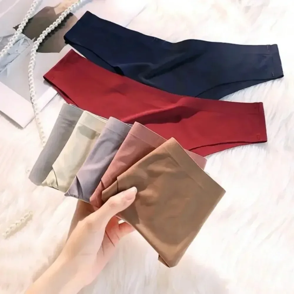

Женское бесшовное нижнее белье из ледяного шелка, ультратонкие трусы с низкой талией, однотонные трусики, летнее сексуальное женское белье