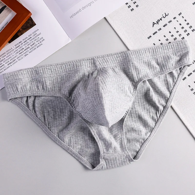 Men's Sexy Brief Ribbed Cotton Breathable Comfortable Sweat Absorption Sports Underwear Youth Low Waist U Convex Pouch Underpant
