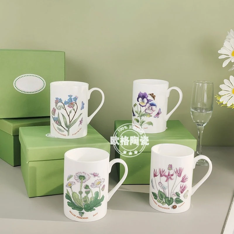 

Light Luxury Exquisite European Bone China Mug Ceramic Coffee Cup Elegant Gift Box Set Perfect for Home Office Presents