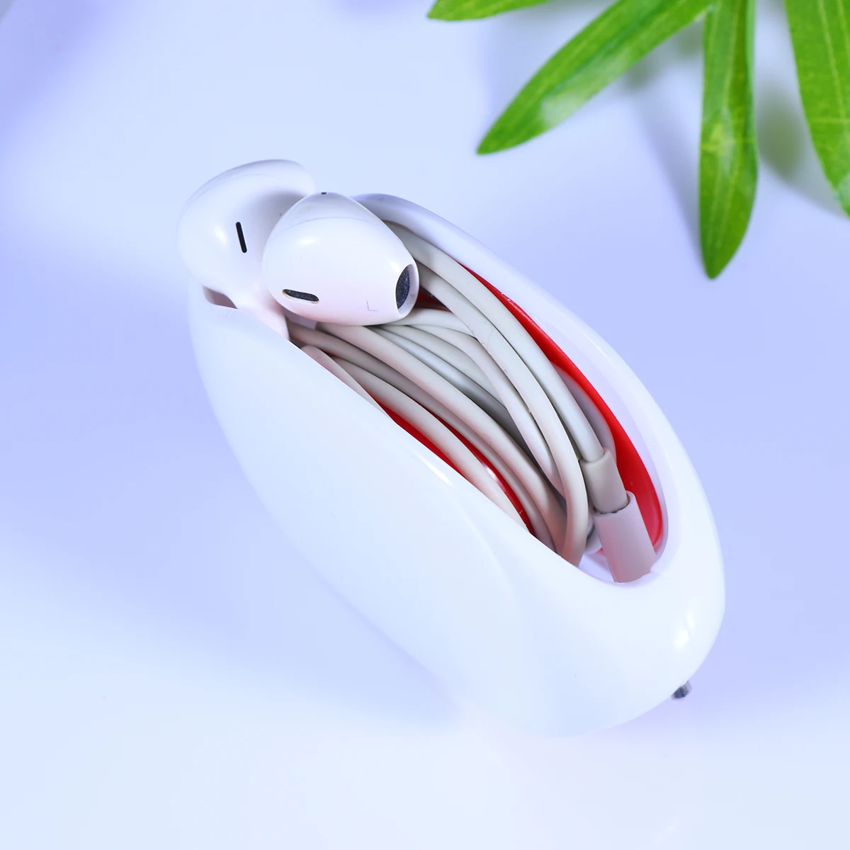 حامل بكرة الكابل الأوتوماتيكي منظم خط البيانات غلاف الكمبيوتر من الفولاذ المقاوم للصدأ زنبركي كور 25000+ يستخدم سلكًا محمولًا خفيف الوزن #6