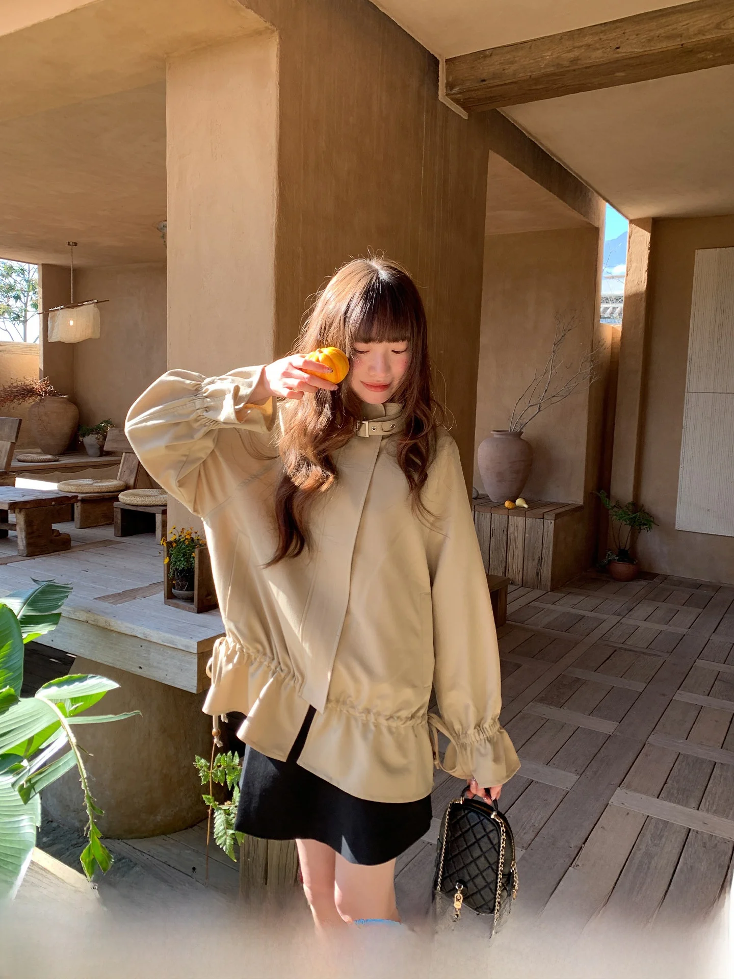

Casual Cannon Women's Windbreaker Spring Pure Color Versatile Design Pleated Stand Collar Short Length Single Button Closure