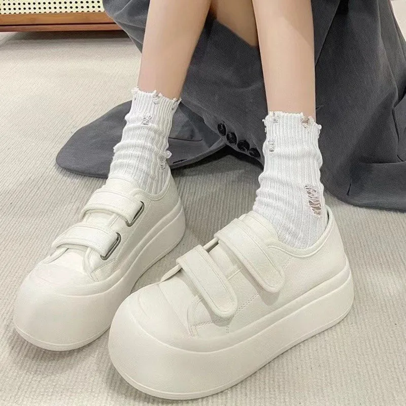 Thick Soled Little White Flat Shoes Women 2024 New Velcro White Canvas Shoes Ugly Big Head Shoes Cookie Sole Single Shoes