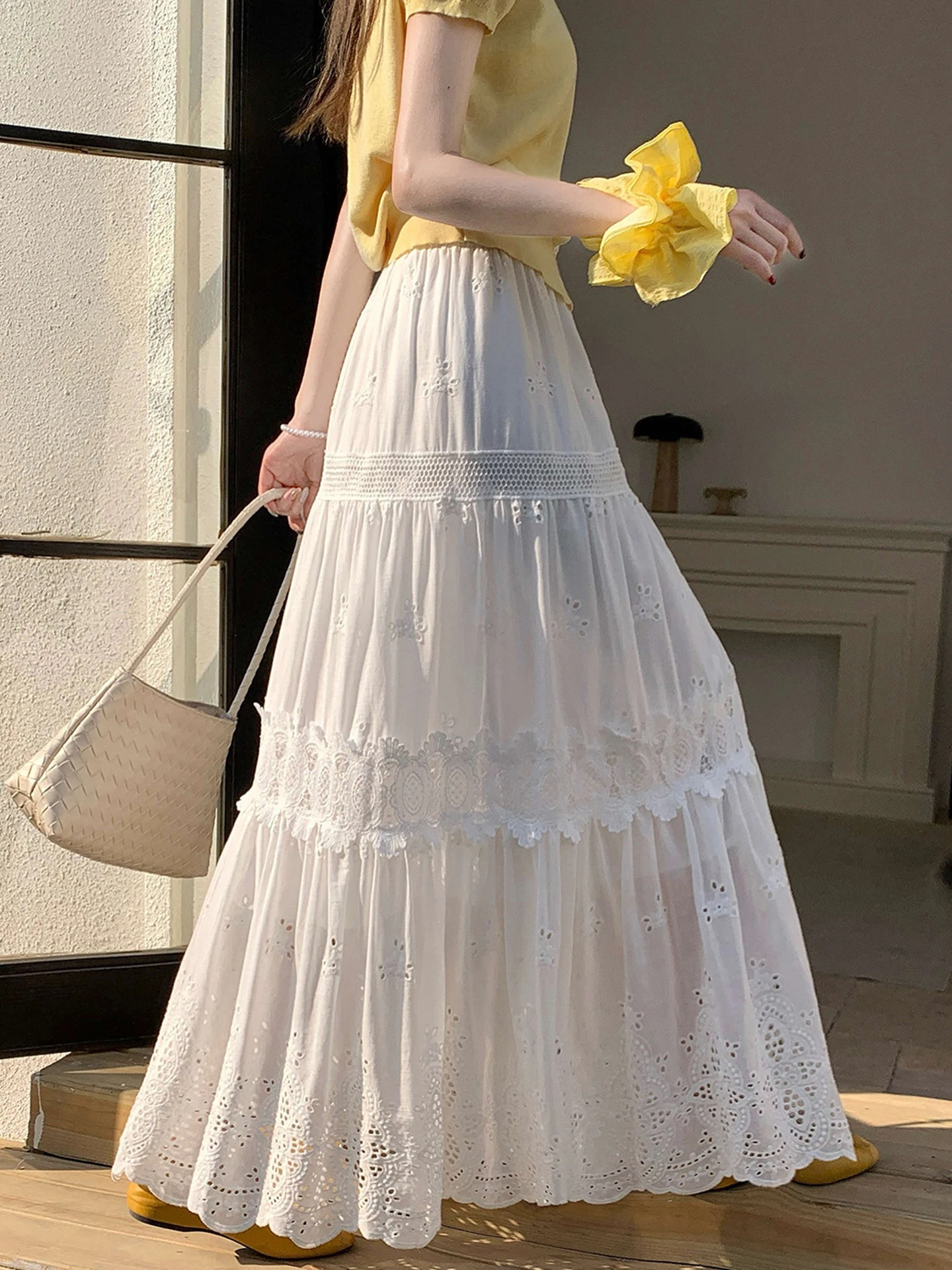 

Emily Clud Recommended Lace Embroidery Hollow out Lace Trim Cake Skirt High Waist A-Line Midi Skirt Women's plus Size Skirts