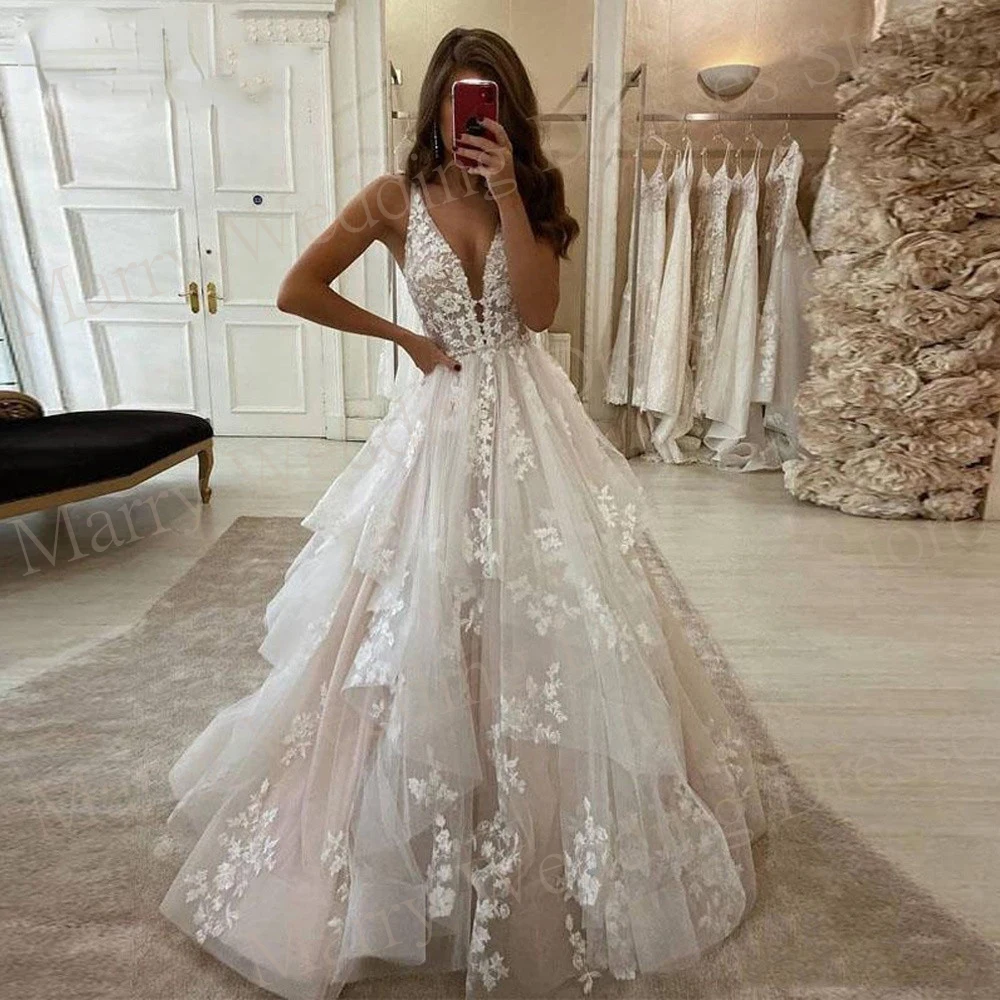 Modesto affascinante scollo a V una linea abiti da sposa senza maniche applicazioni di pizzo tulle principessa abiti da sposa backless a strati Vestido Noiva