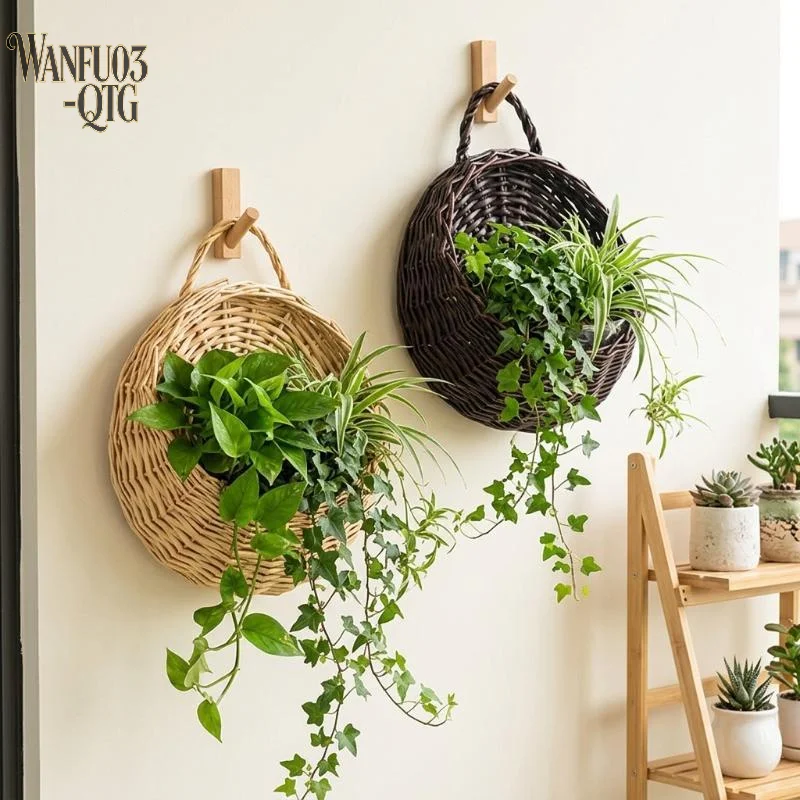 Handwoven Rattan Wall Hanging Basket Large Capacity Planter With Sturdy Handle For Indoor Outdoor Balcony Garden Home Decoration