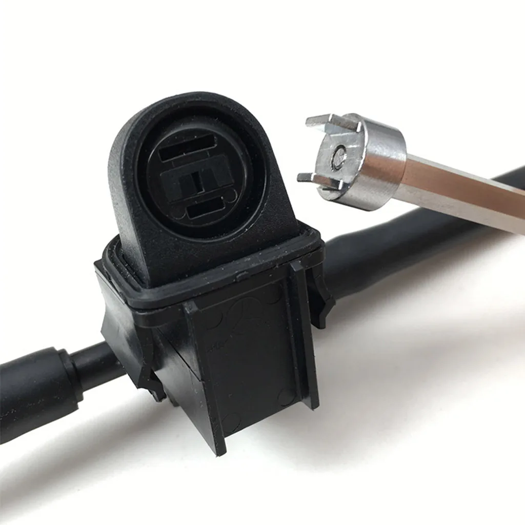 Công cụ điều chỉnh vòi phun kính chắn gió G7NA phù hợp với W204 W207 W212 W218 bước cao