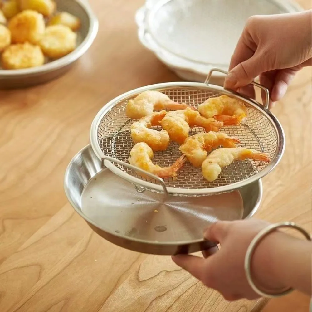 

Round Stainless Steel Frying Filter with Binaural Handle Oil Strainer Tray Net Frying Basket Large Mesh Design Rustproof